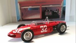 1/20 1961 Ferrari 156 Sharknose 120º Italy #32 Giancarlo Baghetti